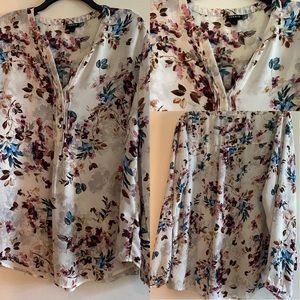 Torrid Size 1 Long Sleeved Floral Top